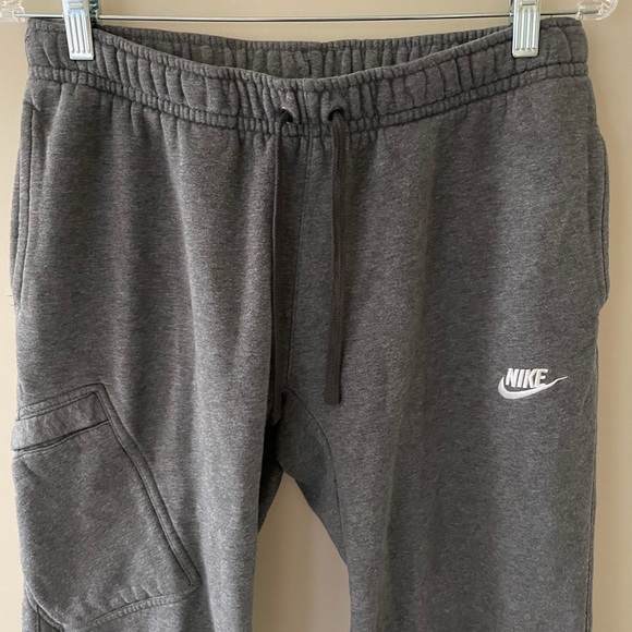 Nike Sweatpants - Picture 3 of 6